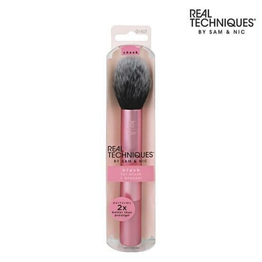 Cosmetics Real | Real Techniques Blush Brush